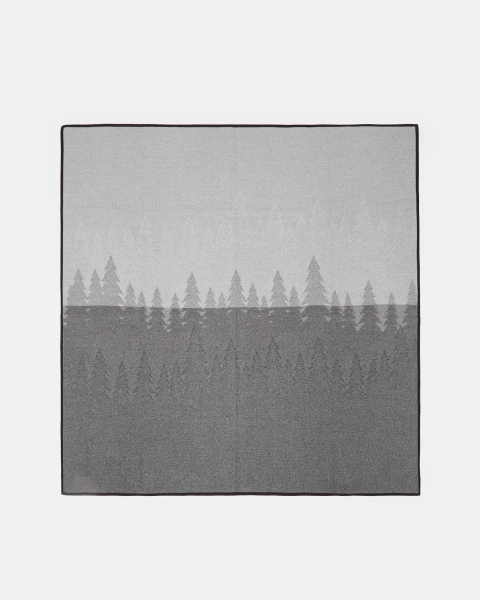 Tentree Cotton Juniper Blanket - Image 2